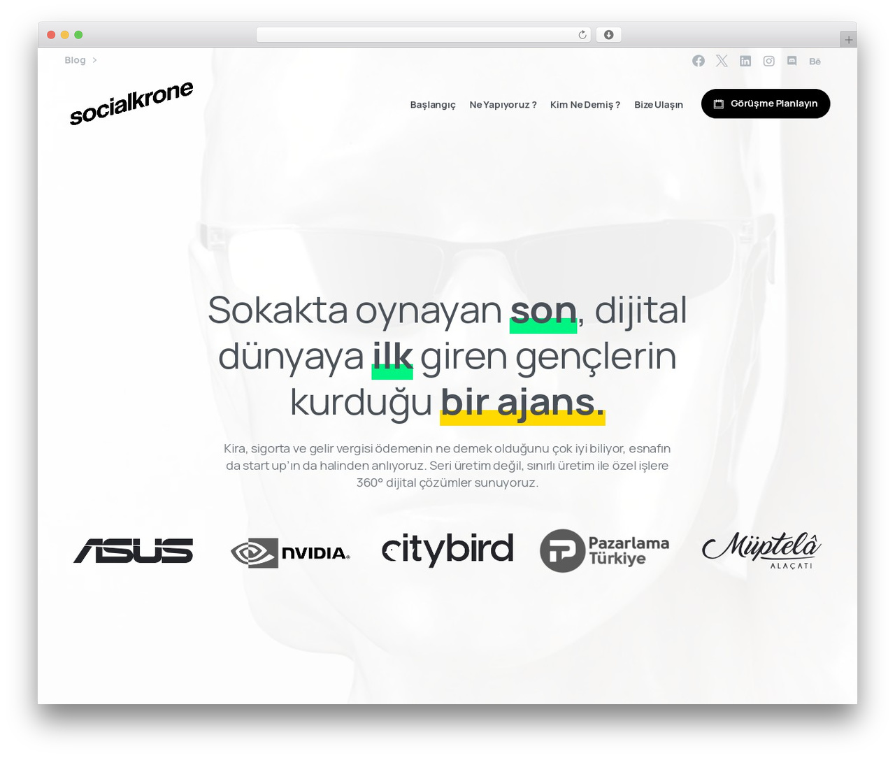Essentials theme WordPress - socialkrone.com