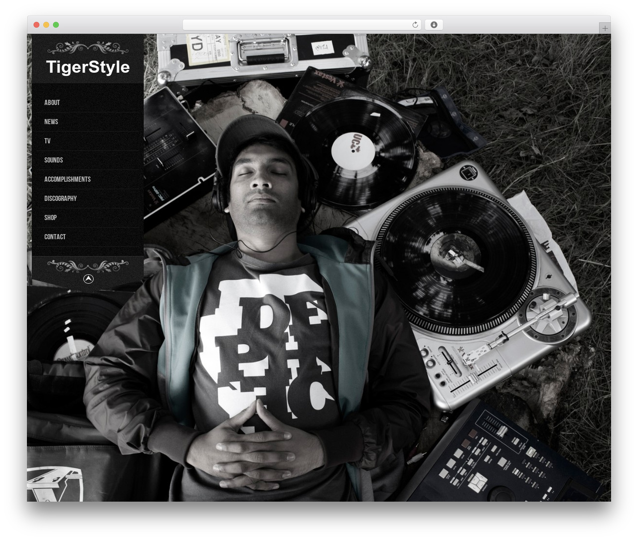 Wallbase theme WordPress - djtigerstyle.com
