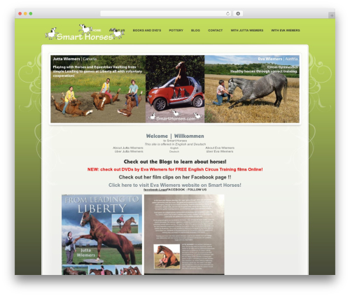 Simplicius WordPress theme design - smarthorses.com