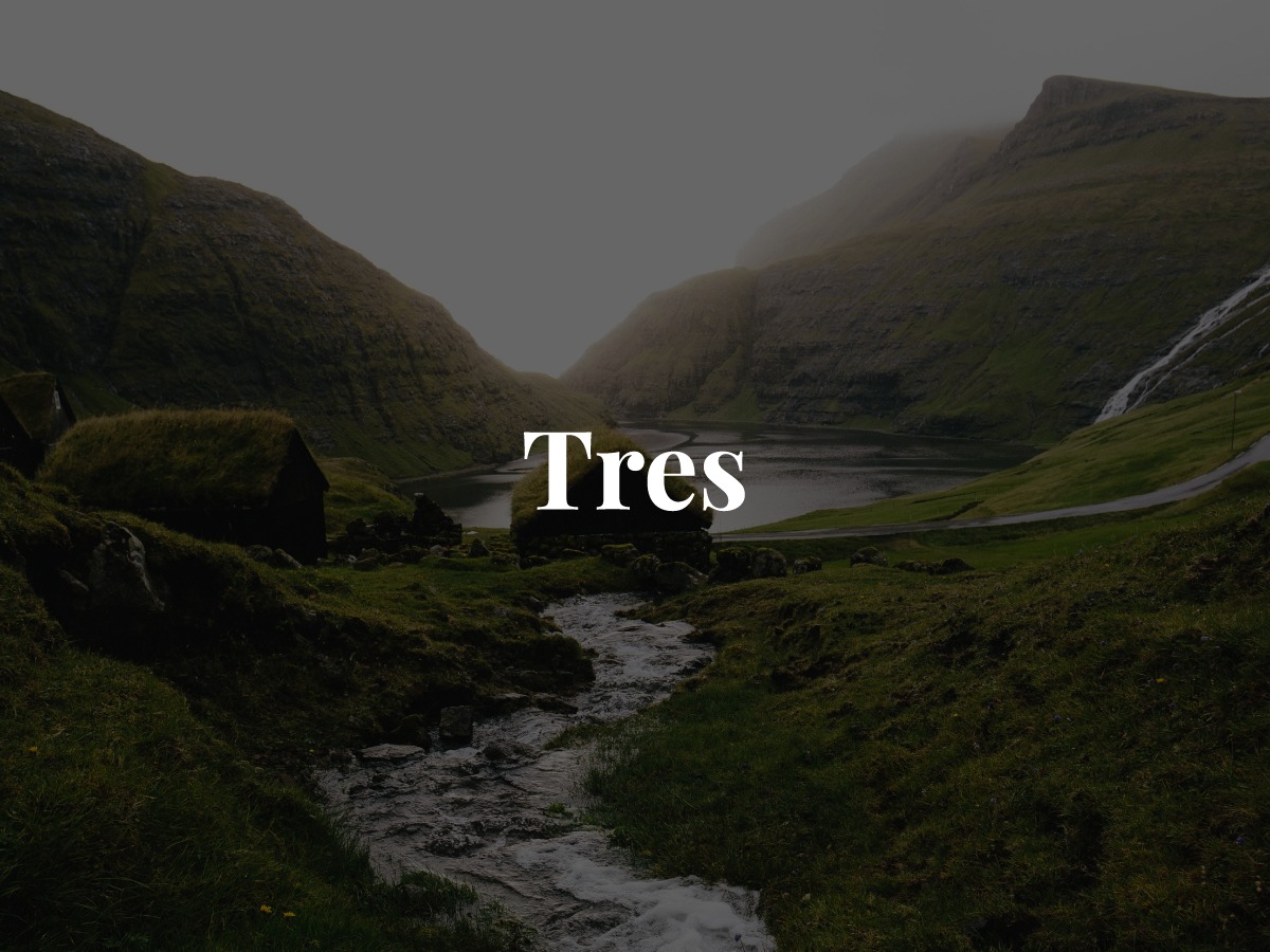 tres WordPress theme by CodeSymbol