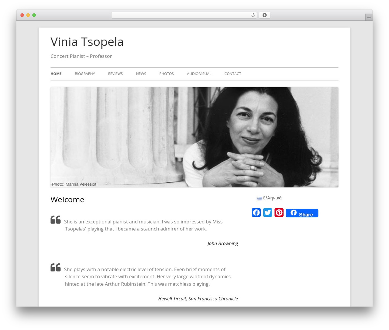 Tiny Framework best free WordPress theme - viniatsopela.com