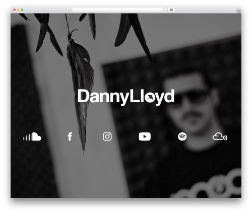 Lambda best WordPress theme - dannylloyd.com