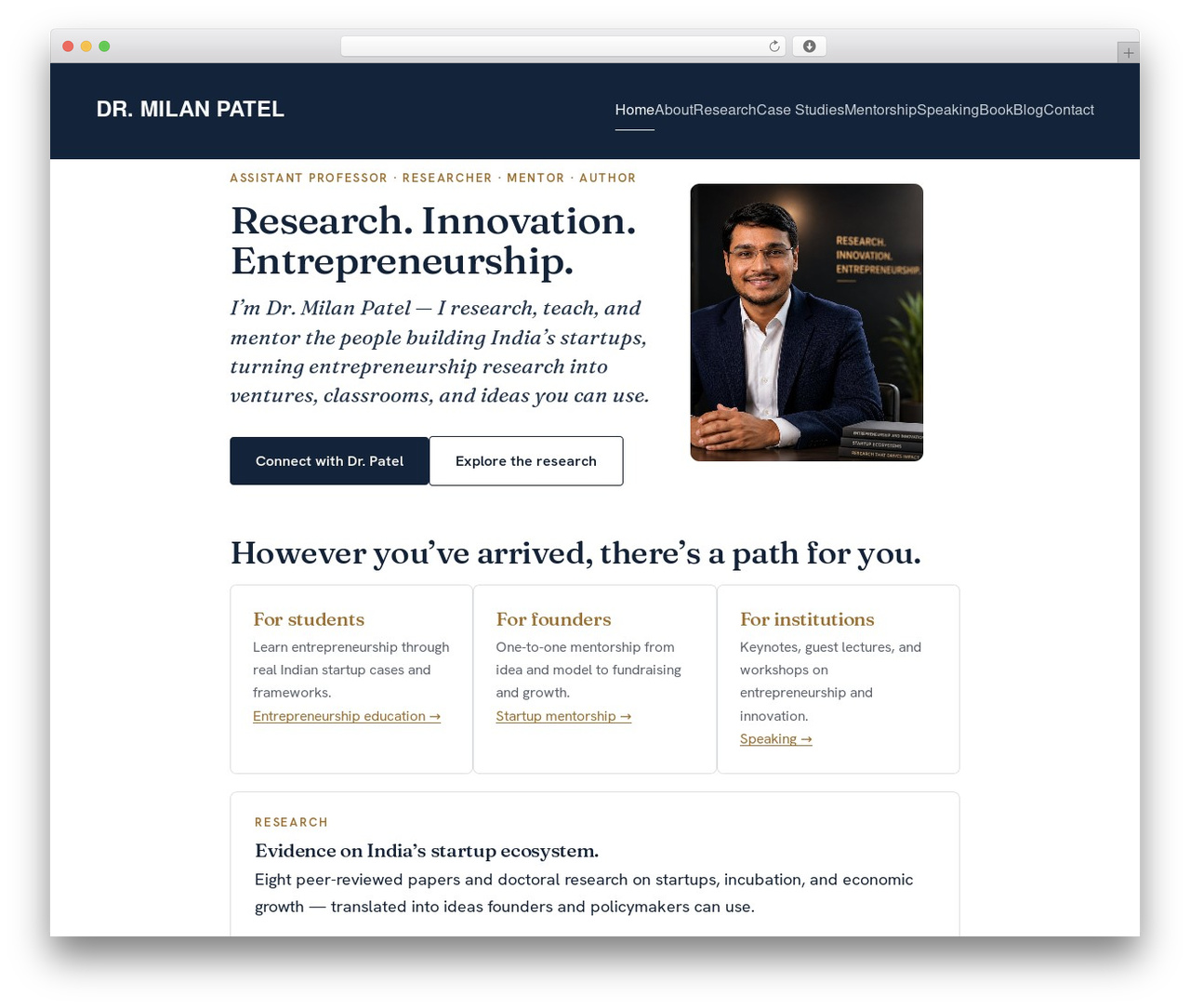 Pixelize top WordPress theme - milanpatel.in